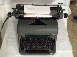 Vintage 1960’s Olympia Sg1 Typewriter - Green/black Keys V/nice Machine