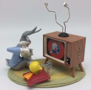 2006 Saturday Morning Cartoons Hallmark Ornament Looney Tunes Tweety And Bugs