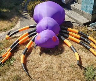 Gemmy 8 Foot Jumbo Spider Halloween Airblown Inflatable Lighted Indoor & Outdoor