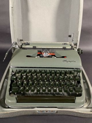 Vintage Olympia Sm4 Deluxe Portable Green Typewriter Case West Germany