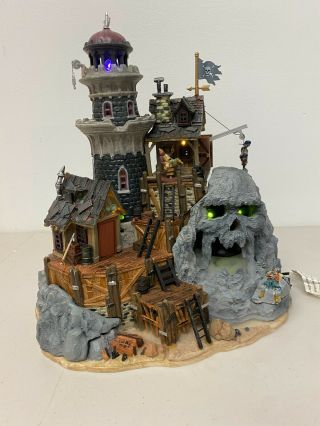 Lemax Spooky Town Isle Of Doom Lighthouse 45002 Halloween Village 2004