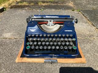 Rare BLUE Continental Wanderer Werke portable typewriter - 2