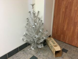 Vintage Aluminum Christmas Tree 4ft - - - 34 Branches - - - Complete -