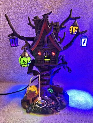 2006 Lemax Spooky Town Hungry Tree House Light Up Battery Operated,  W/ Box
