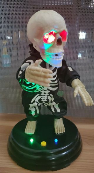 Gemmy Groovin Ghoul Dancing Skeleton Grave Raver Livin’la Vida Loca Not