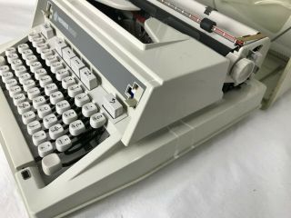 Vintage Hermes 3000 Typewriter ARABIC/FARSI KEYS RARE With Case 4