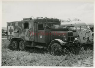 Wwii Photo - Us View Of Captured German Henschel Radio Truck/ Ambulance