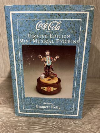 1994 Emmett Kelly Coca Cola Refreshes You Best Mini Musical Figure Nip