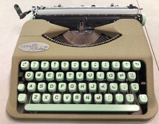 Vintage Hermes Rocket Sea Foam Green Typewriter In Case With Paperwork