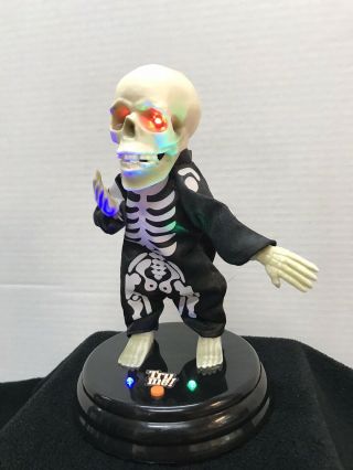 Rare Gemmy Groovin Ghoul Dancing Skeleton Grave Raver 