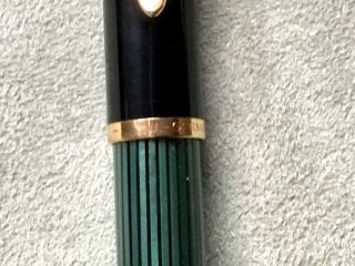 Old Style Pelikan M400 Green Striated Fountain Pen 14C - 585 M Nib - W - Germany c1985 2
