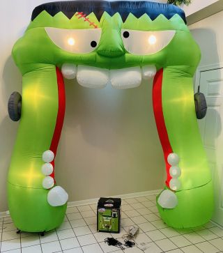Gemmy Airblown Inflatable 9ft Green Frankenstein Monster Head Archway Doorway