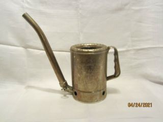 Vintage Swingspout Measure Co.  Half Gallon Oil Can Copper Color Usa