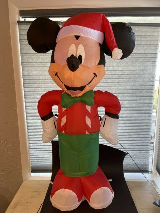 XMAS - Gemmy 3.  5Ft.  Lighted,  Self - Inflatable Disney Christmas Mickey Mouse 2