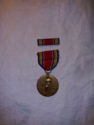 Vintage Ww2 Wwii U.  S.  Victory Medal And Bar 1