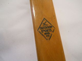Vintage Outdoor Sports Mfg.  Co.  Wooden Archery Longbow // Marked 2755 40