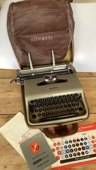 Vintage Olivetti Lettera 22 Typewriter With Instructions & Cover