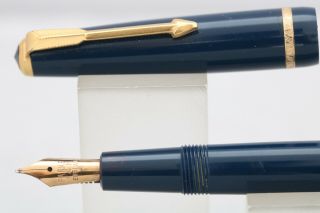 Vintage (c1962) Parker Duofold Slimfold Medium Dark Blue Fountain Pen