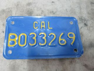 VINTAGE CALIFORNIA BLUE YELLOW MOTORCYCLE LICENSE PLATE 1980 moped 3