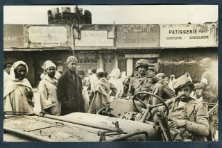 Wwii Us Soldiers On A Jeep & Native Admires At French Morocco 1943 Vtg Photo Y67
