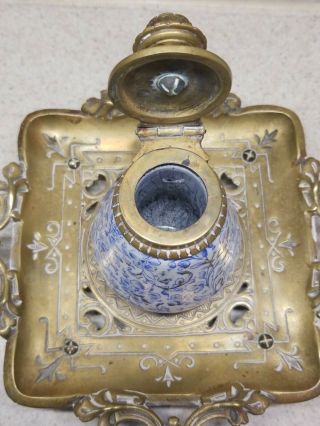 VINTAGE FANCY BRASS WITH BLUE AND WHITE FLORAL CERAMIC INK WELL 3