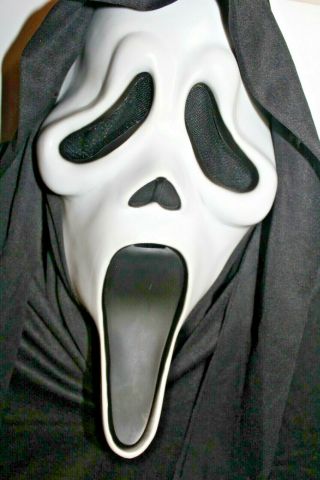 SCREAM GHOSTFACE MASK 2017 EASTER UNLIMITED AND ROBE 3