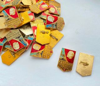 100 Soviet Badges Communist Labor Lenin Ussr (100pcs = $17.  99)
