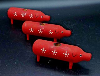 3 Vintage Bo Svensk Swedish Red Wooden Christmas Pig Candle Holder Konsthantverk