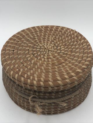 Vintage Gullah Sweetgrass Basket with Lid 3