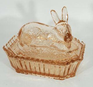 Scarce Vintage Pink Easter Bunny Rabbit On A Nest Covered Glass Candy Dish