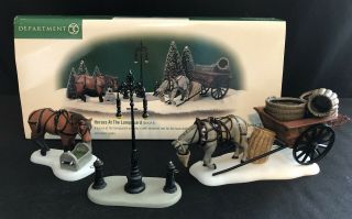 Dept 56 Dickens Village Set Of 3 Horses At The Lampguard 58531 W Box