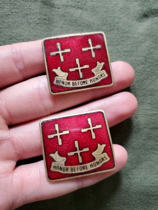 Post Wwii Us Army 391st Armored Field Artillery Battalion Dui Crest Pin Set