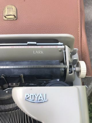 Vintage Royal Lark TYPEWRITER in Travel Case Made In Holland Tan Cond 2