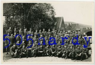 Wwii Us Gi Photo - 695th Armored Field Artillery Battalion Group Photo - Large