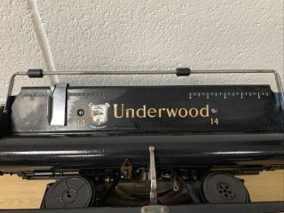 underwood 14 portable typewriter 3