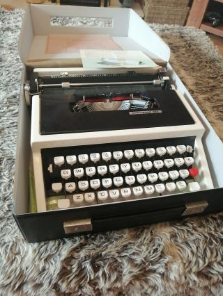 Vintage Underwood 315 Typewriter 1970 