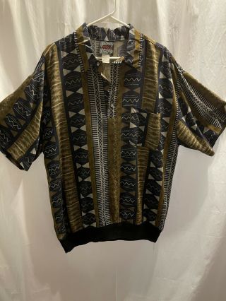 Who ? Xl Casual Men’s Shirt.  African Tropical Tribal Vintage Cool 100 Rayon