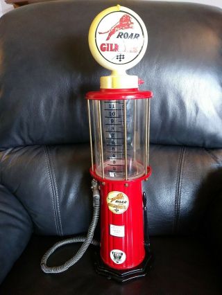 Vintage Roar With Gilmore Gas Pump Liquid Dispenser And Lighted Sign