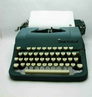 Vintage 1955 Underwood Leader Typewriter Portable Blue