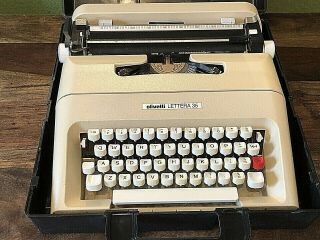 Vintage Cream OLIVETTI LETTERA 35 Portable Typewriter & Hard Plastic Black Case 2