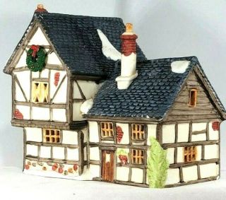 Dept 56 Tudor Cottage No Light Cord Christmas Snow Village Collectables 1985