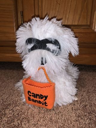 Dan Dee Halloween Musical Bandit Dog Trick Or Treat Sings I Want Candy See Video