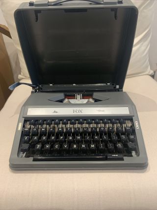 W.  H.  Smith Grey Fox Portable Typewriter 1980s Vintage