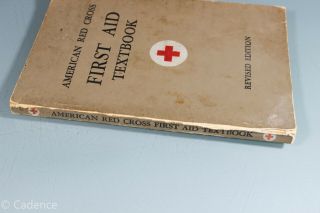 US WW2 Army American Red Cross First Aid Textbook.  1945 Printing.  Handy MI452 3