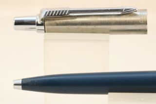 Vintage (c1969) Parker Jotter Ballpoint Pen,  Dark Blue