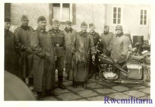 BEST Wehrmacht Kradschützen Troops in Riding Coats w/ Motorcycle on Street 2