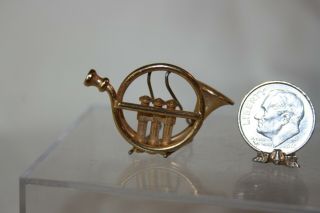 Miniature Dollhouse Vintage Well Made Brass French Horn W Stand 1:12 Nr