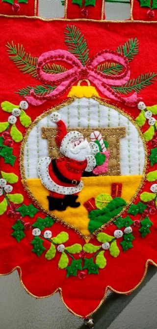 Vtg Christmas Finished Kit Sequins Beads Santa Fireplace Stocking Wall Banner 2
