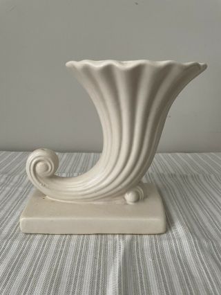 Vtg Mccoy Pottery Ivory Cornucopia Vase Planter 6 " X 7 "