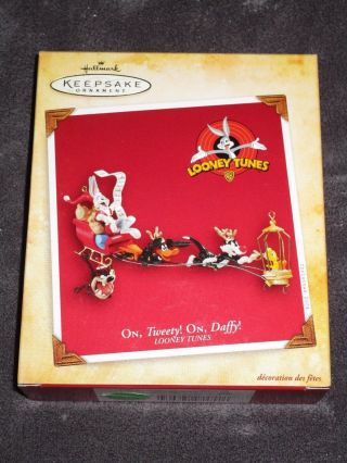 Hallmark Keepsake Ornament,  On,  Tweety On,  Daffy Looney Tunes